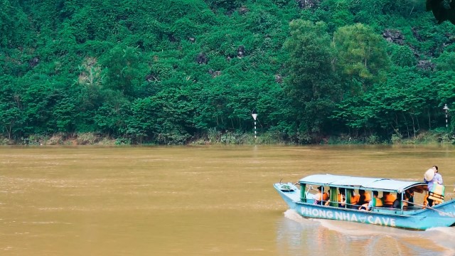 Ấn tượng du lịch Phong Nha - Kẻ Bàng mùa mưa